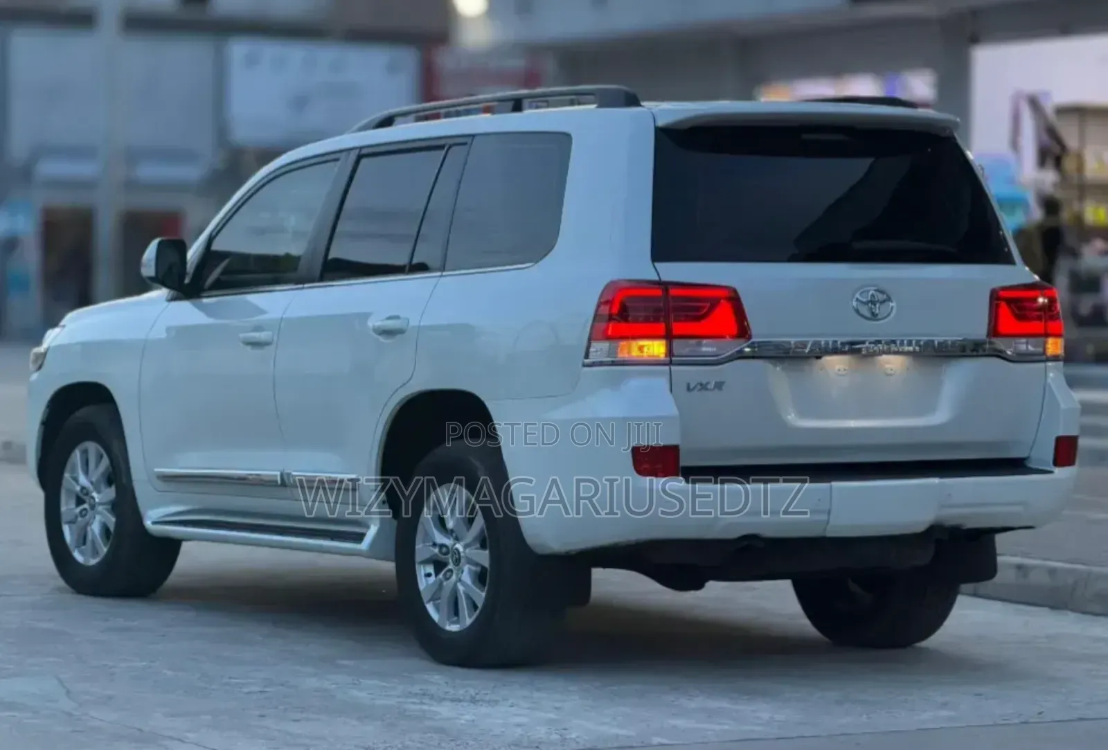 Toyota Land Cruiser 2020 White