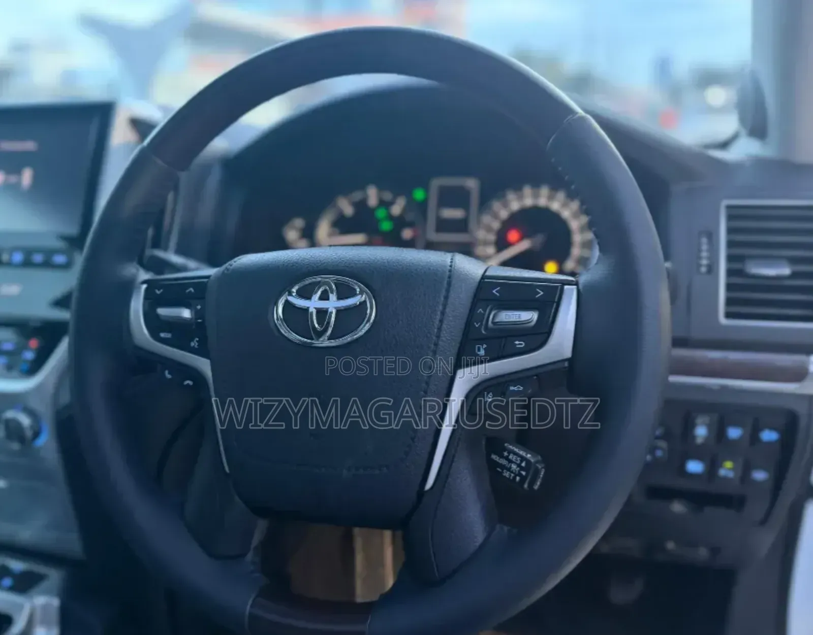 Toyota Land Cruiser 2020 White
