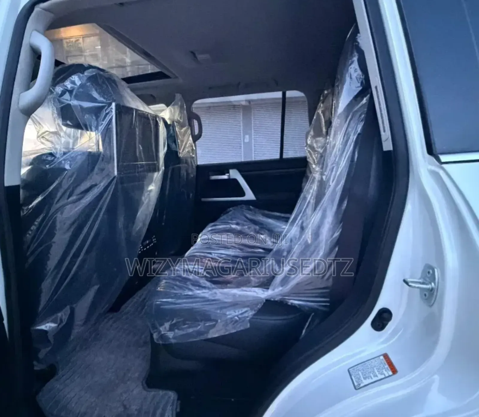 Toyota Land Cruiser 2020 White