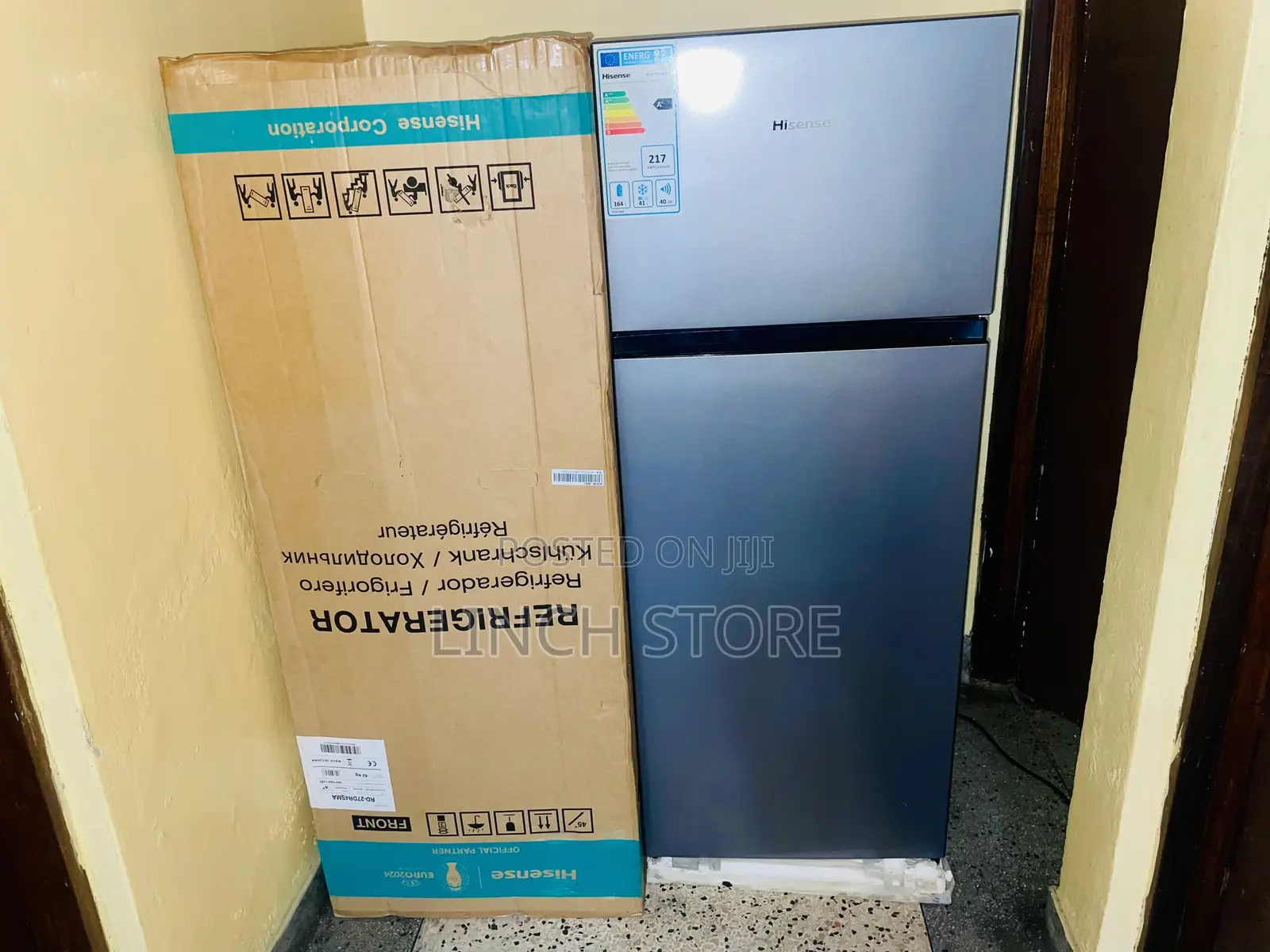 Hisense Fridge 205l