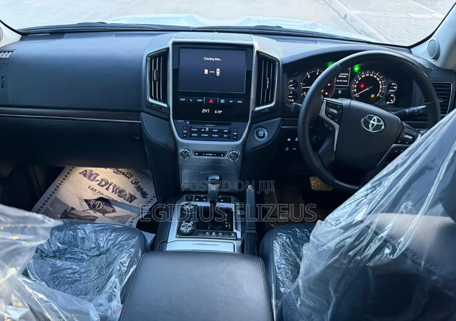 Toyota Land Cruiser 2020 White