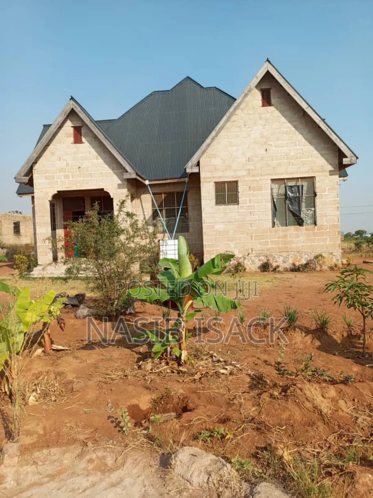 4bdrm House in Buswelu for sale