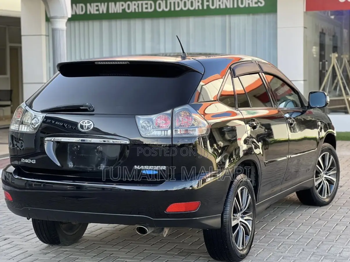 Toyota Harrier 2005 Black