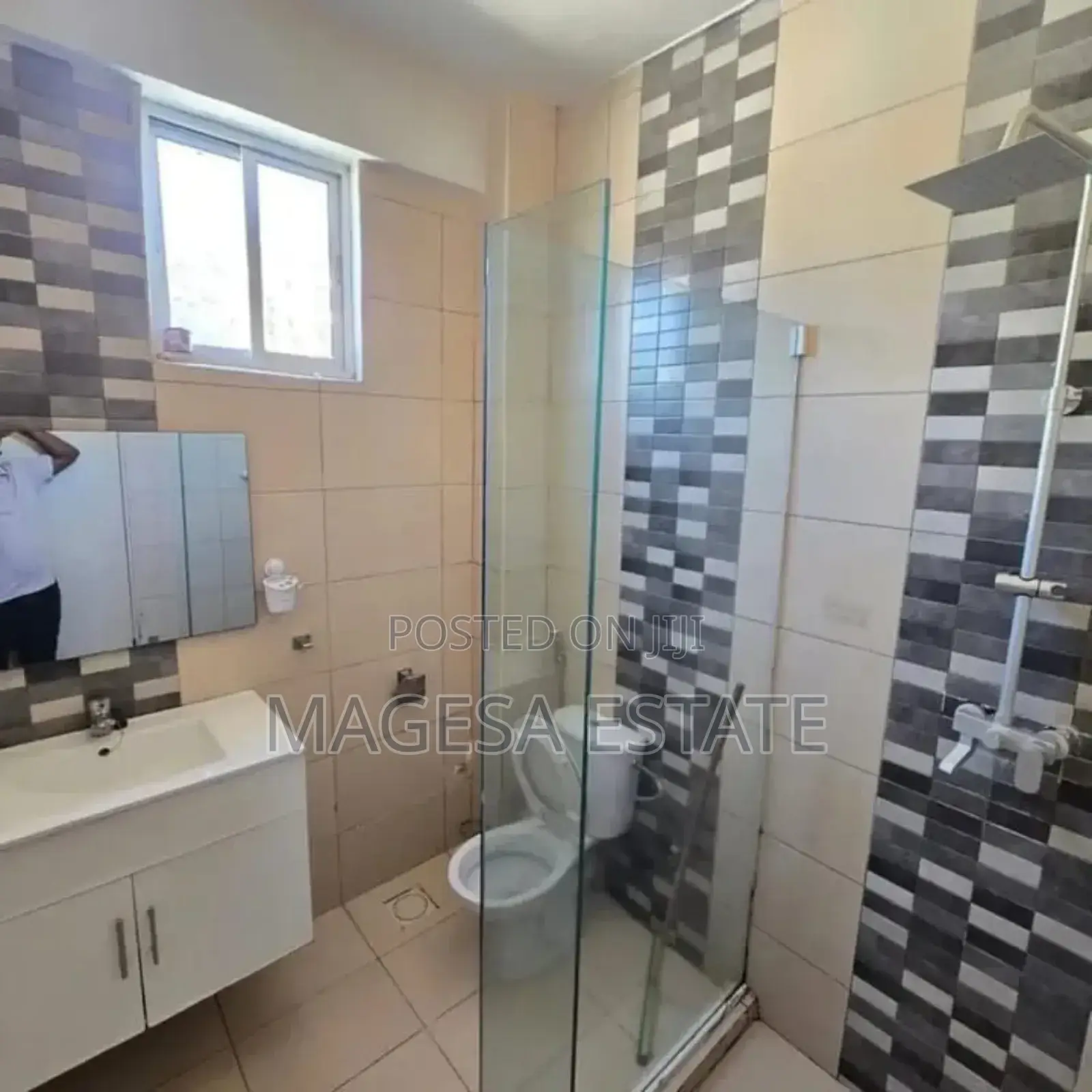 Furnished 3bdrm Villa in Masaki for rent