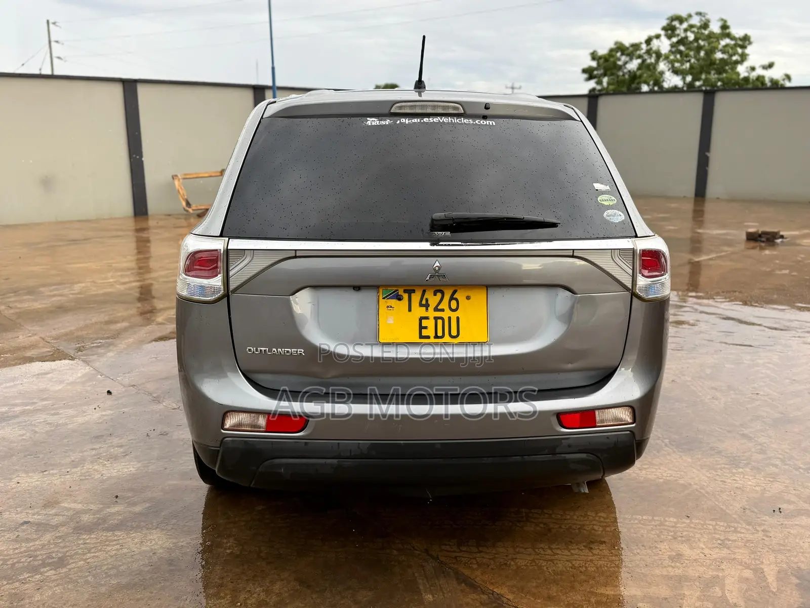 Mitsubishi Outlander 2.0 PHEV AWD 2014 Gray