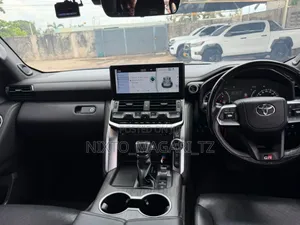Toyota Land Cruiser 2023 Black
