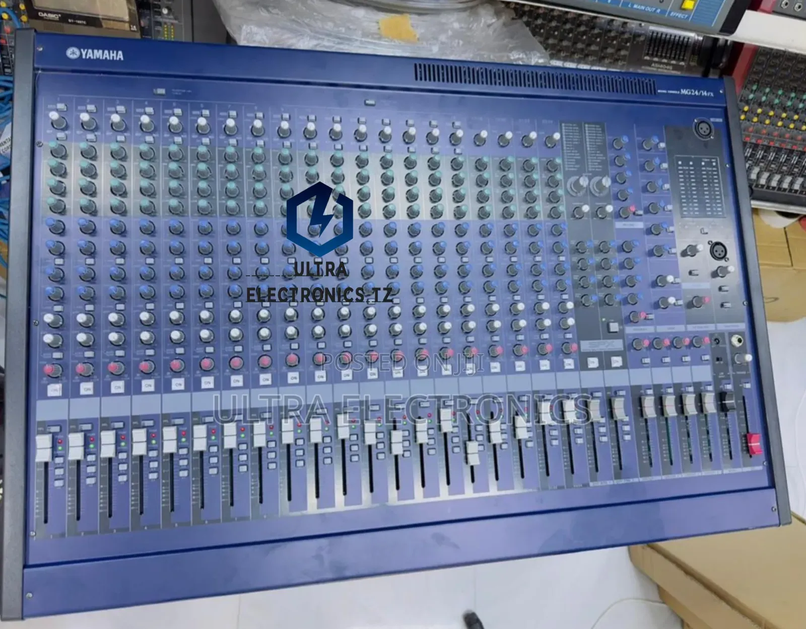 Original Yamaha Mixer Kavu Pre Mixer 24 Channel
