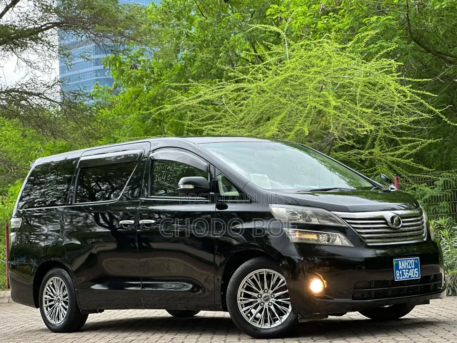 Toyota Vellfire 2010 Black