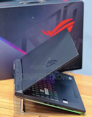 New Laptop Asus ROG Strix G17 16GB AMD Ryzen 9 SSD 1T