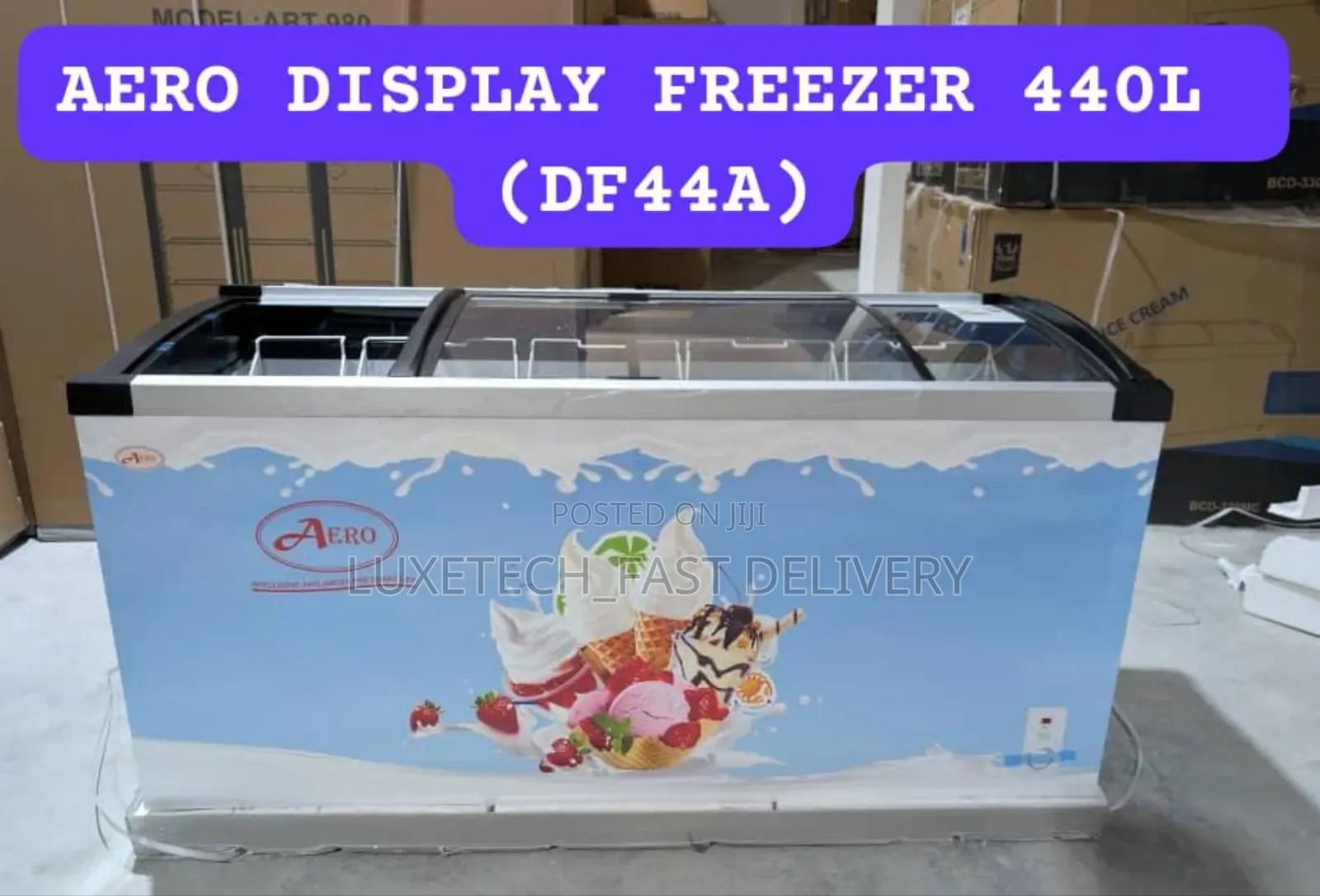 Aero Showcase Freezer 440-Litres