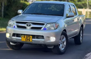 Toyota Hilux 2017 Silver