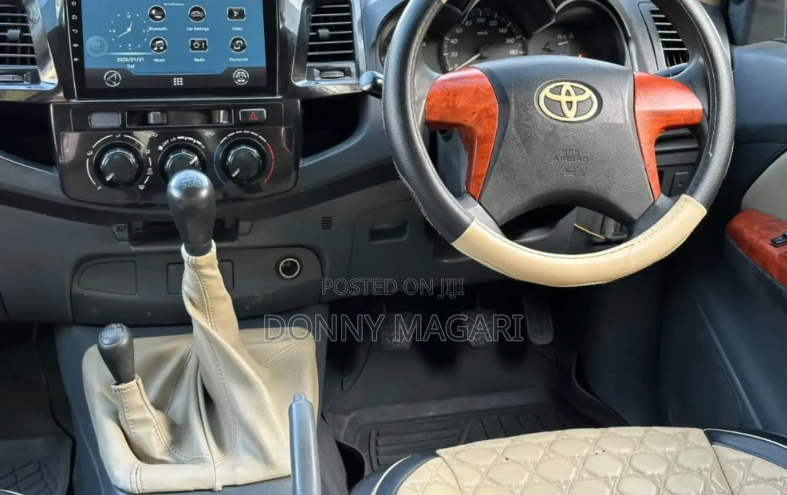 Toyota Hilux 2016 Blue