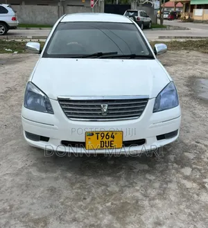 Toyota Premio 2005 White