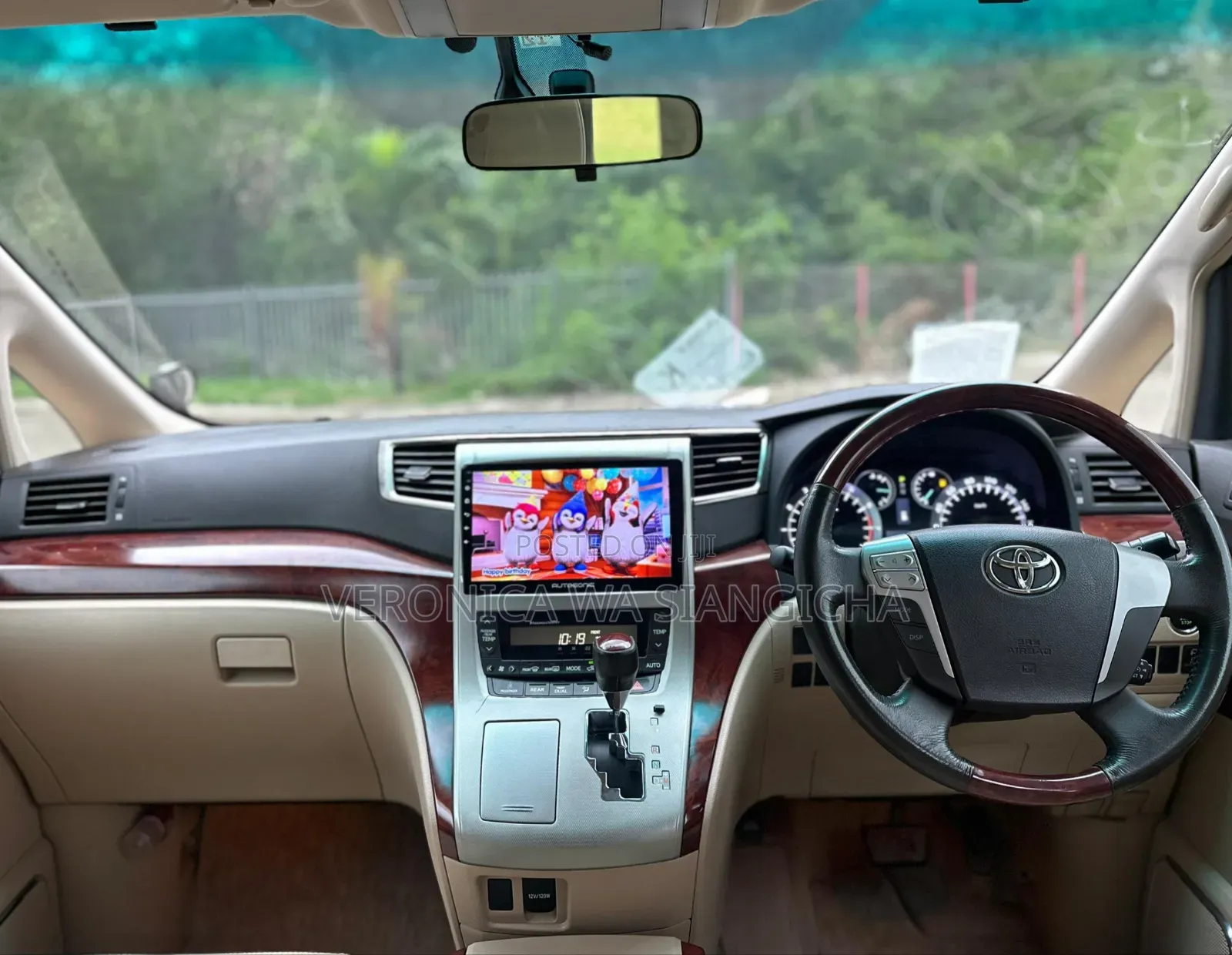 Toyota Vellfire 2010 Black