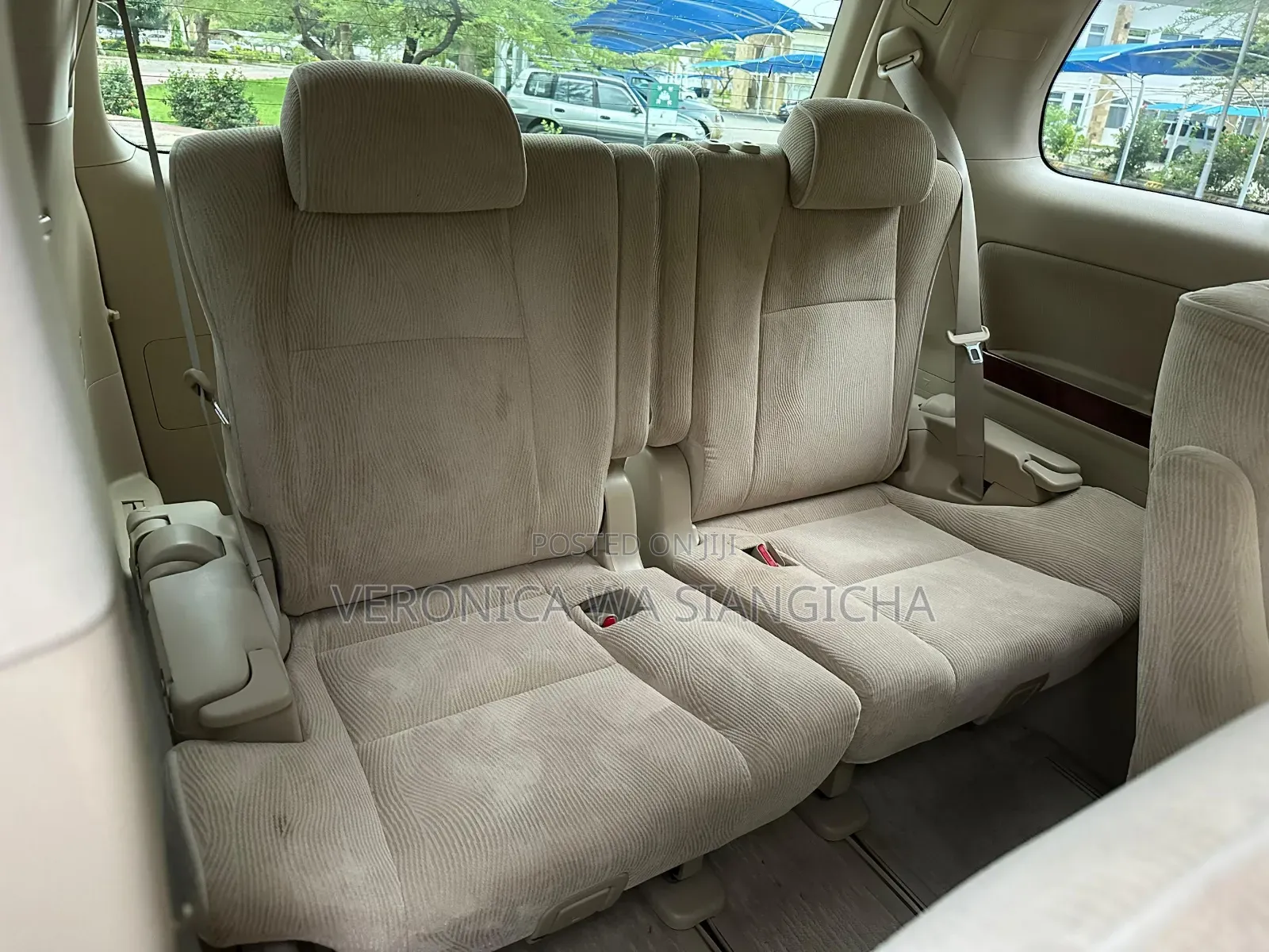 Toyota Vellfire 2010 Black
