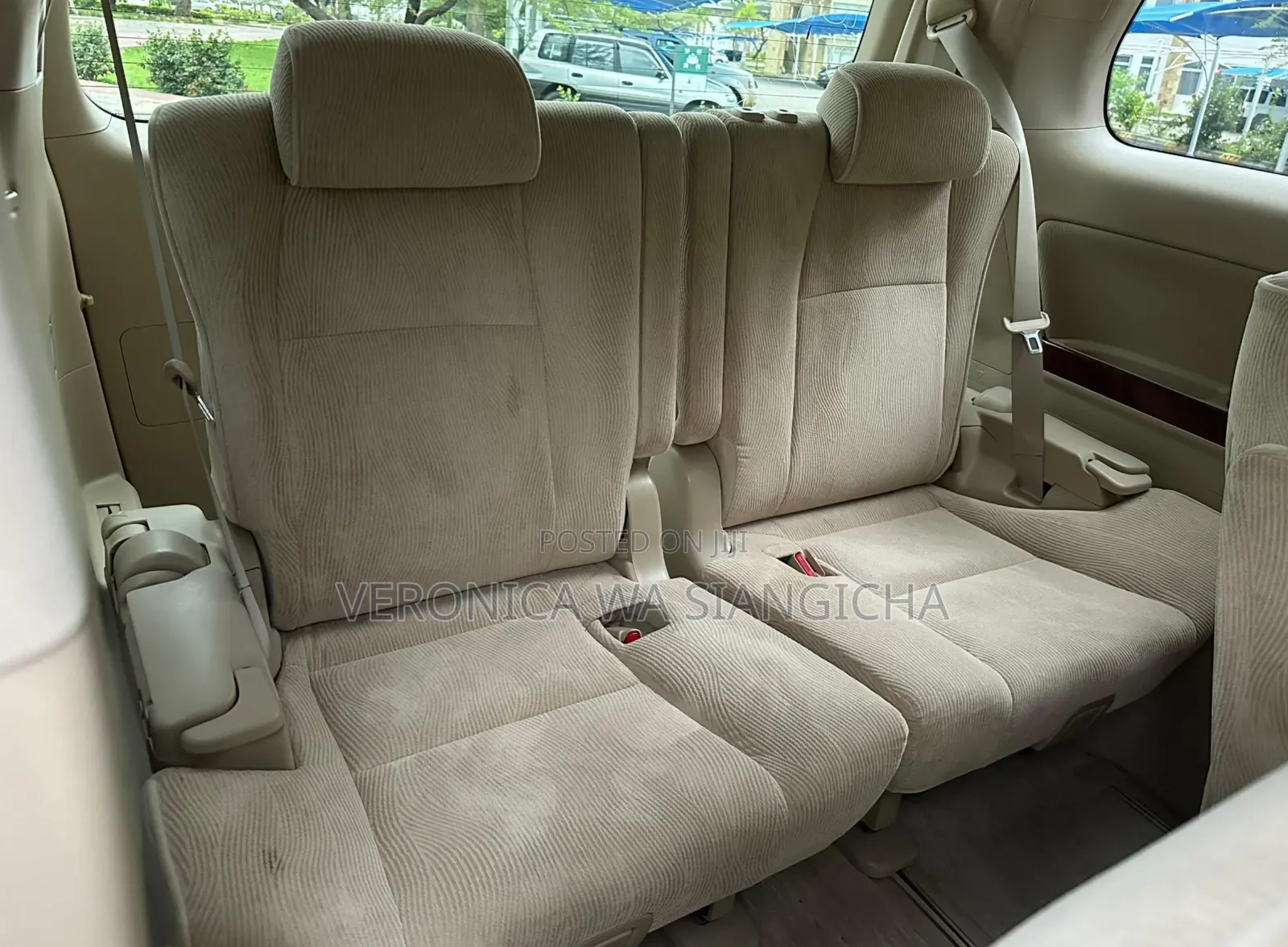 Toyota Vellfire 2010 Black