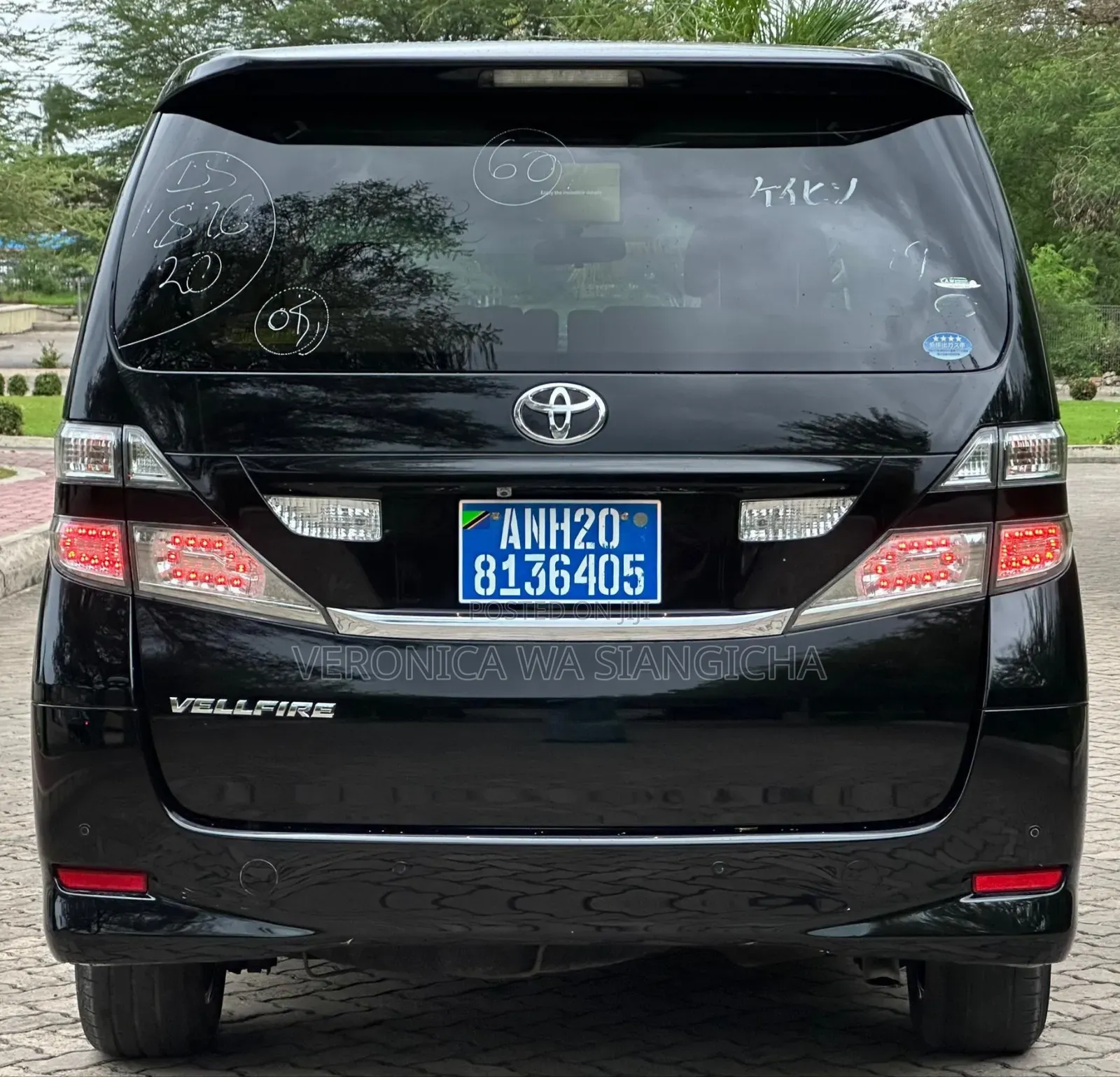 Toyota Vellfire 2010 Black