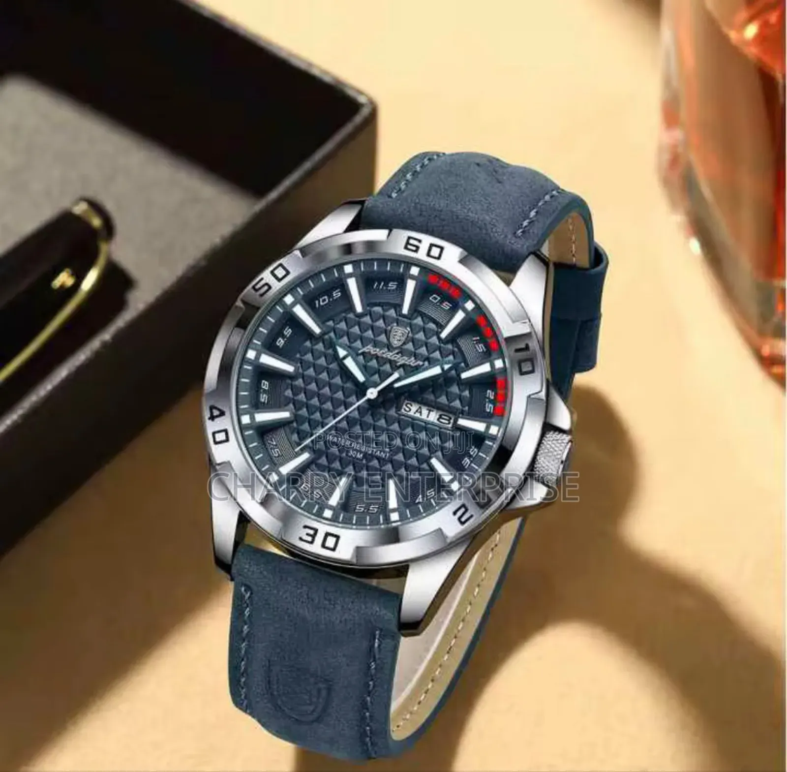 Poedagar Classic Watch Shows Days and Date Full Box Water Resistant
