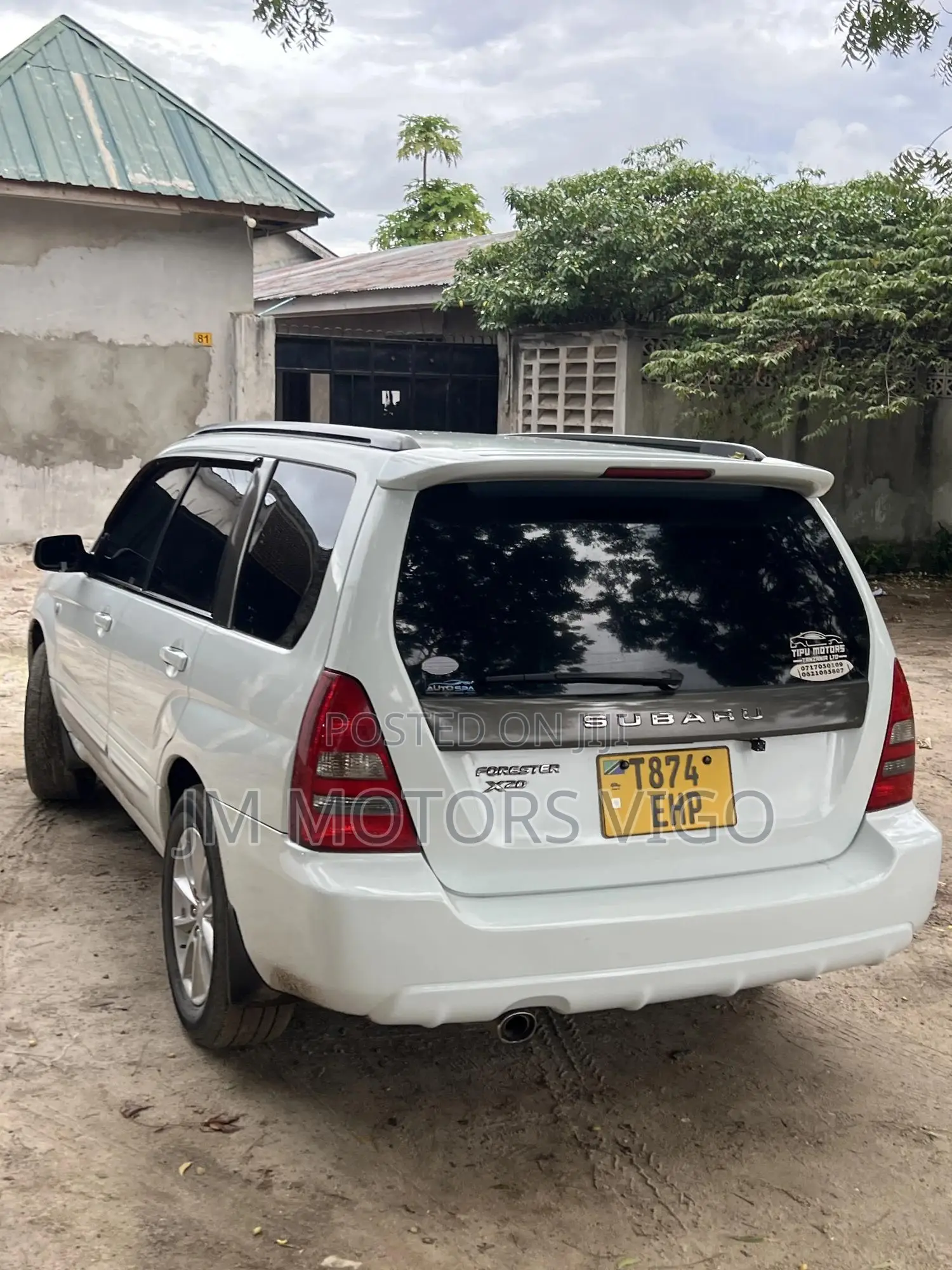 Subaru Forester 2004 White