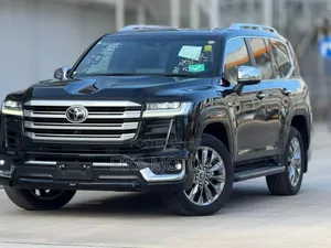 Toyota Land Cruiser Prado 2.8 2023 Black