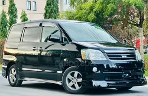 Toyota Noah 2006 Black