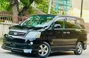 Toyota Noah 2006 Black