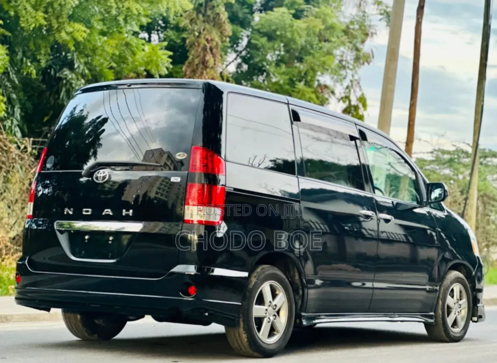 Toyota Noah 2006 Black
