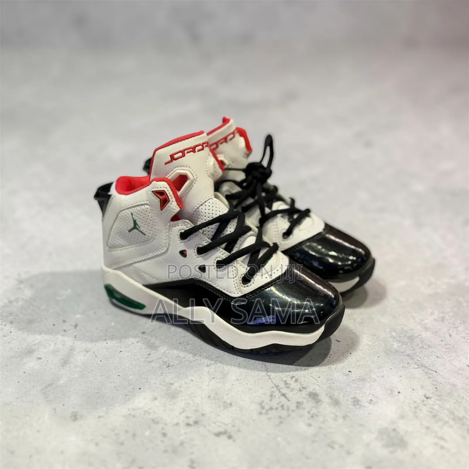 Boys Sneakers Jordan 11 Material Leather Specialty Shoes for Our Kids
