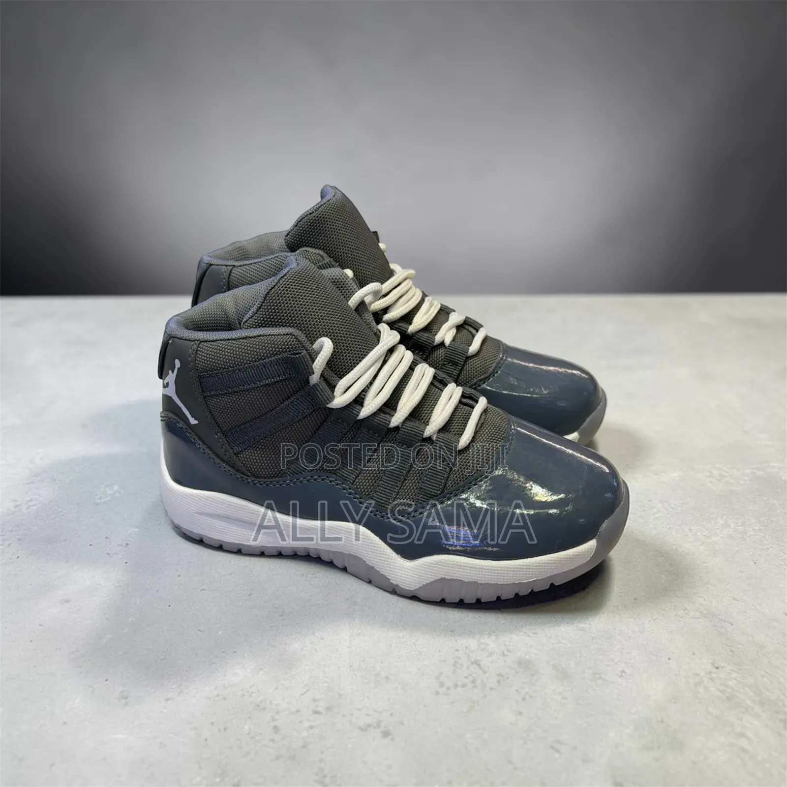 Boys Sneakers Jordan 11 Material Leather Specialty Shoes for Our Kids