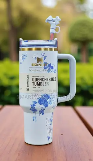 Stanley X Loveshackfancy Quencher H2.0 40oz Blue Floral Tumbler