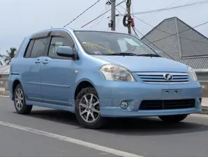 Toyota Raum 1.5 AWD 2011 Blue