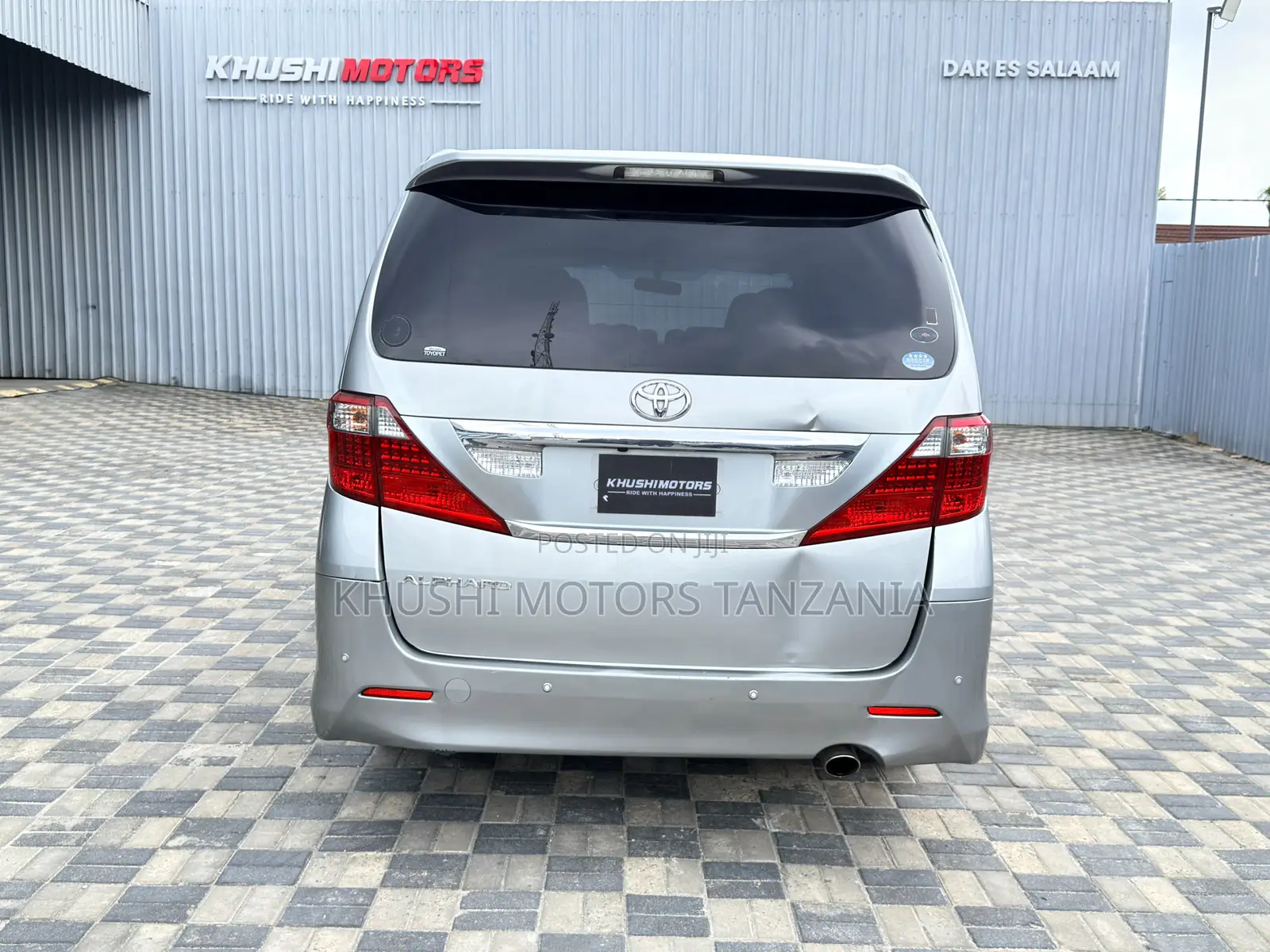 Toyota Alphard 2010 Silver