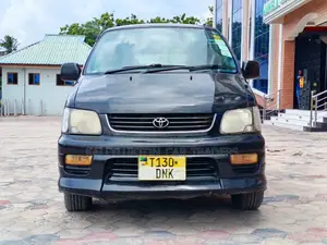 Toyota LiteAce Noah 2000 Black