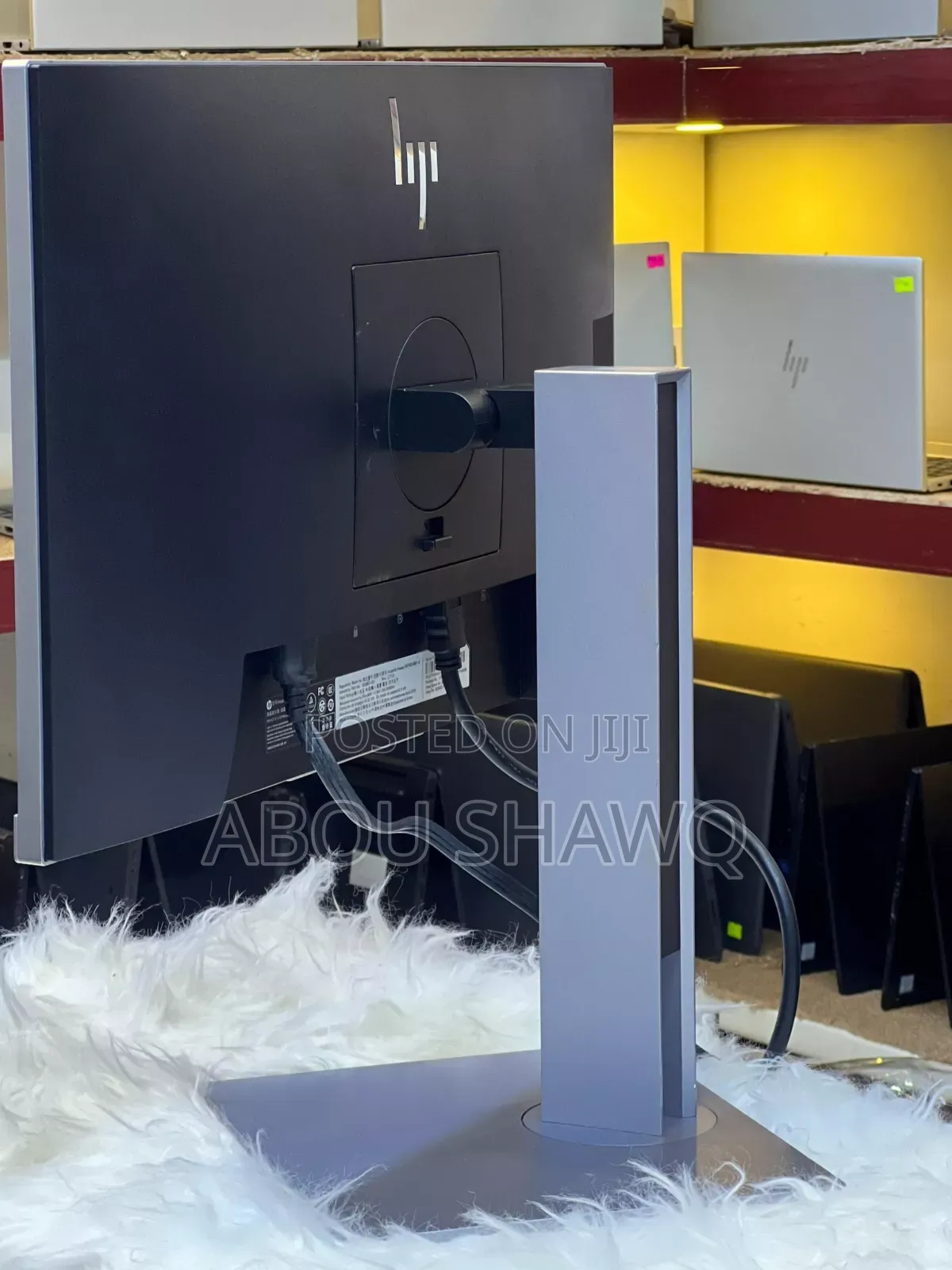 *Hp E223 Flameless Monitor*