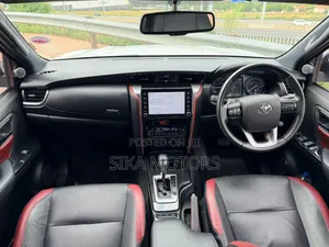 Toyota Fortuner 2.8 D RWD 2024 White