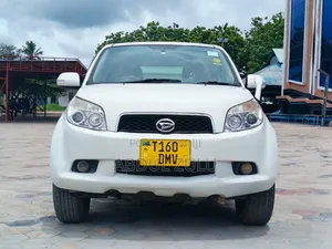 Toyota Rush 2006 White