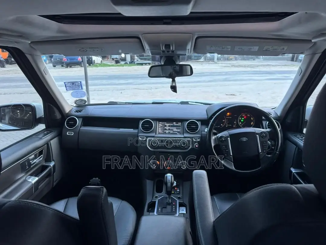 Volkswagen Touareg 2011 Blue