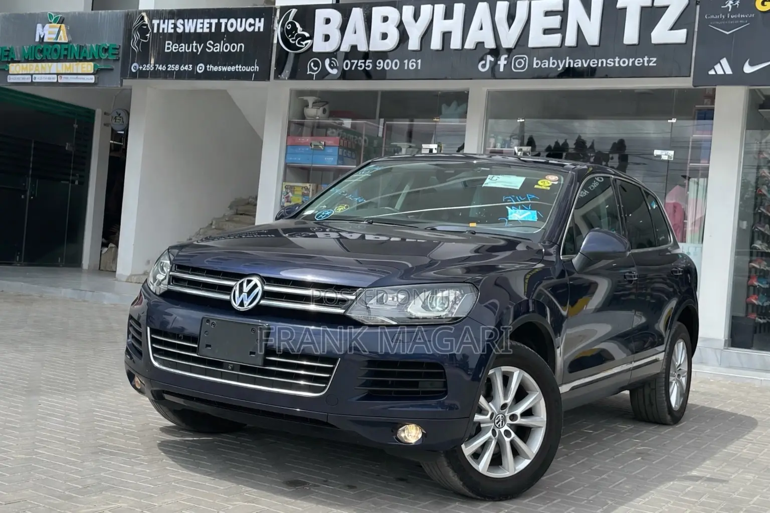 Volkswagen Touareg 2011 Blue