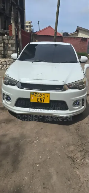 Mitsubishi RVR 2.0 2012 White