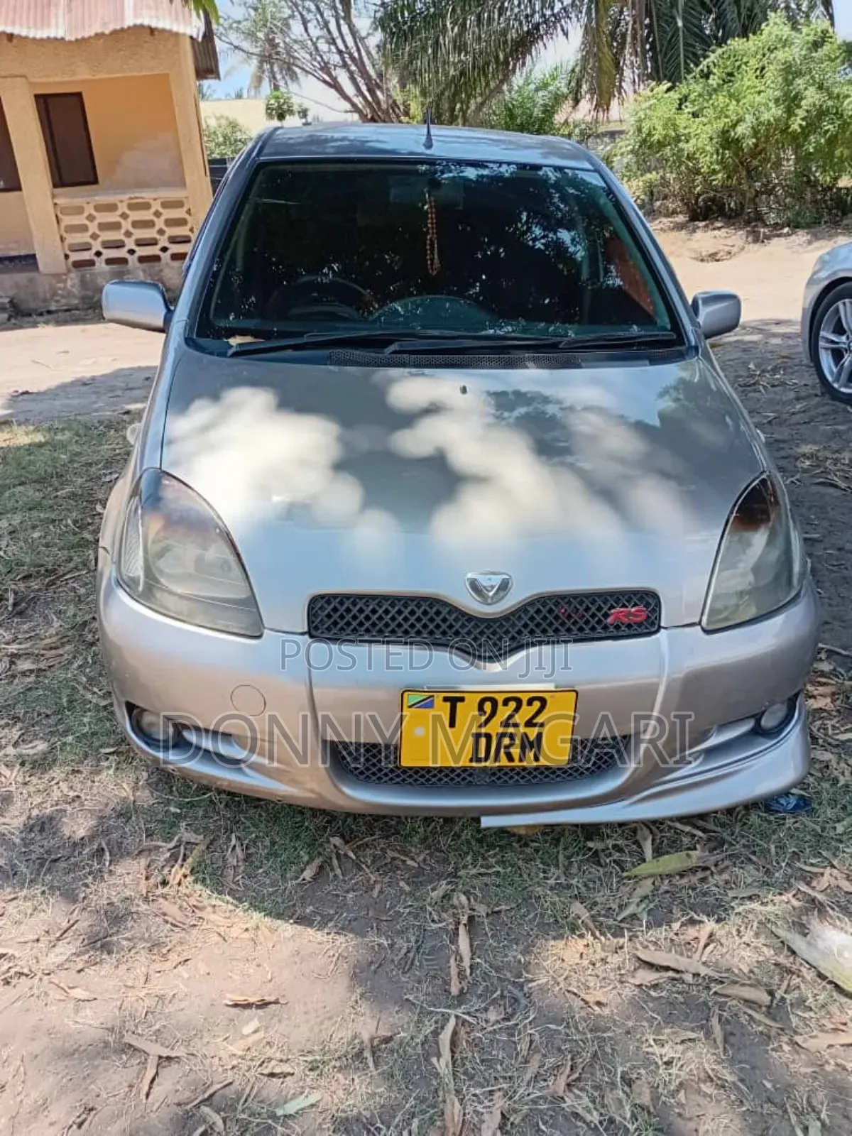 Toyota Vitz 2004 Gray