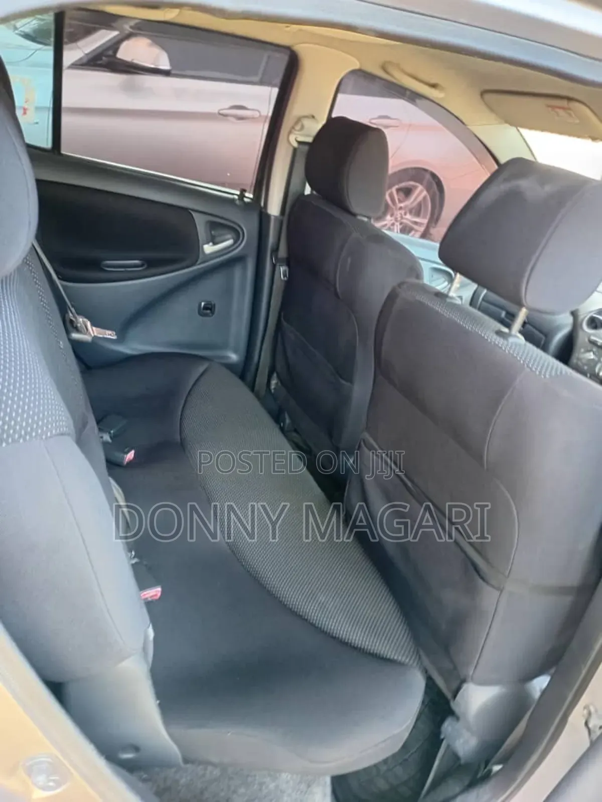 Toyota Vitz 2004 Gray