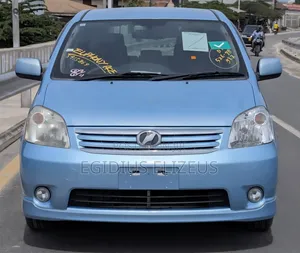 Toyota Raum 2011 Blue