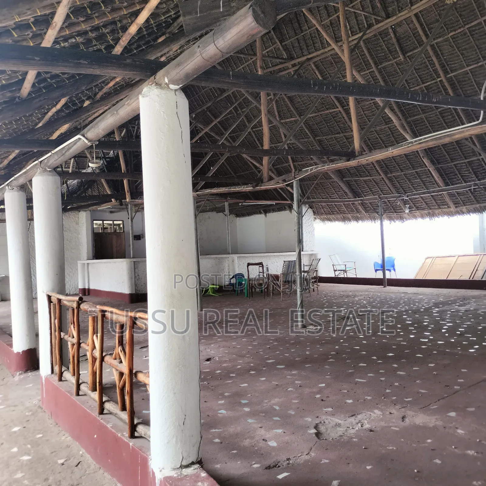 12bdrm House in Kawe Beach, Kinondoni for sale