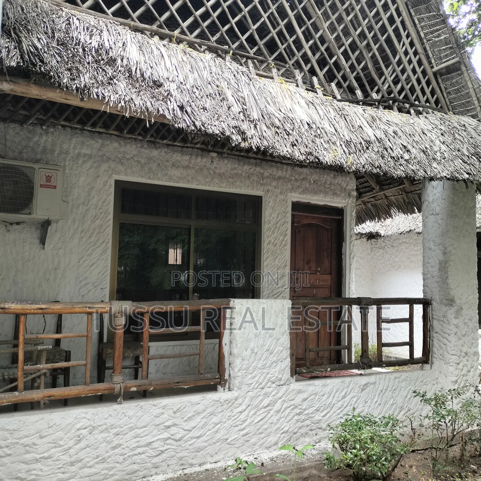12bdrm House in Kawe Beach, Kinondoni for sale