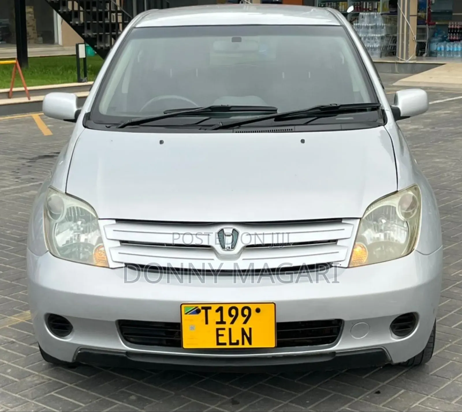 Toyota IST 2005 Silver