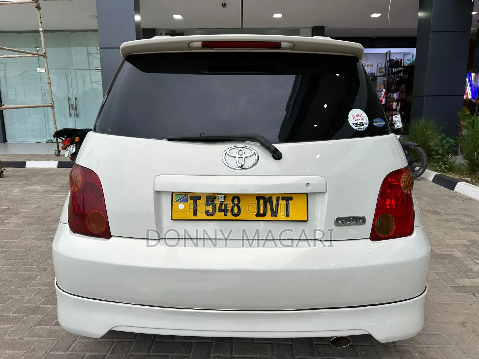 Toyota IST 2004 White