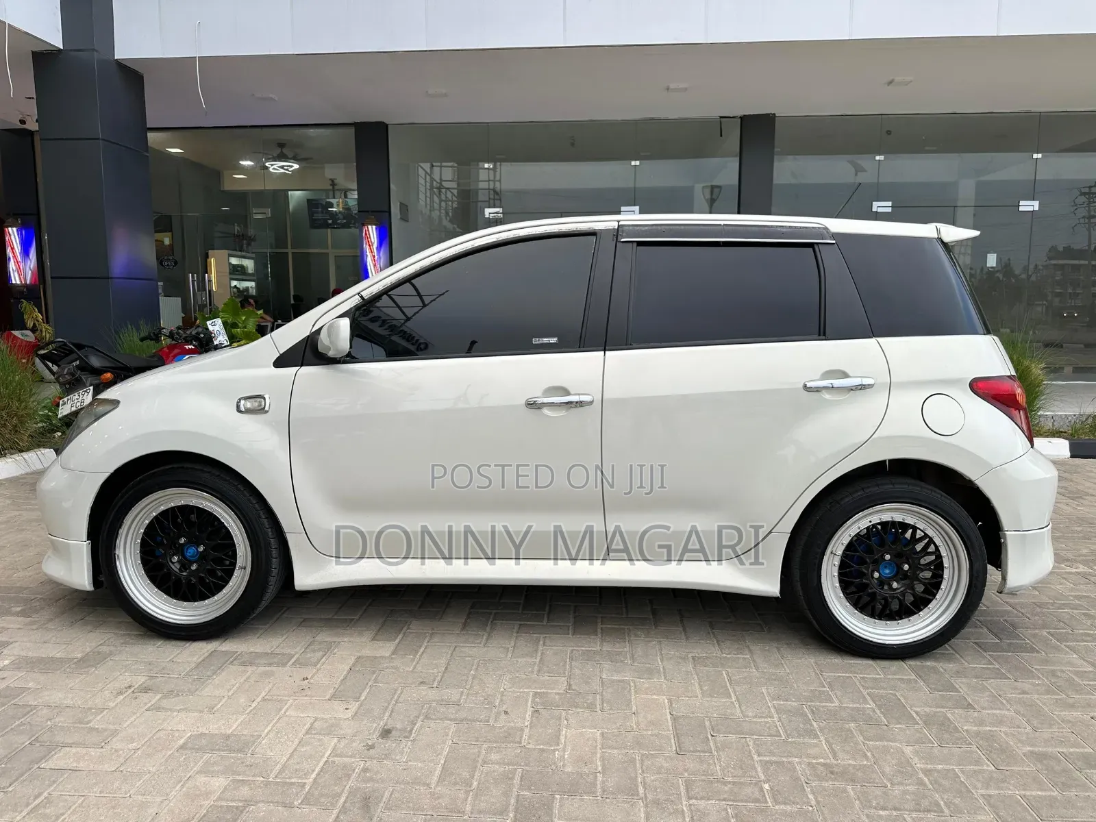 Toyota IST 2004 White