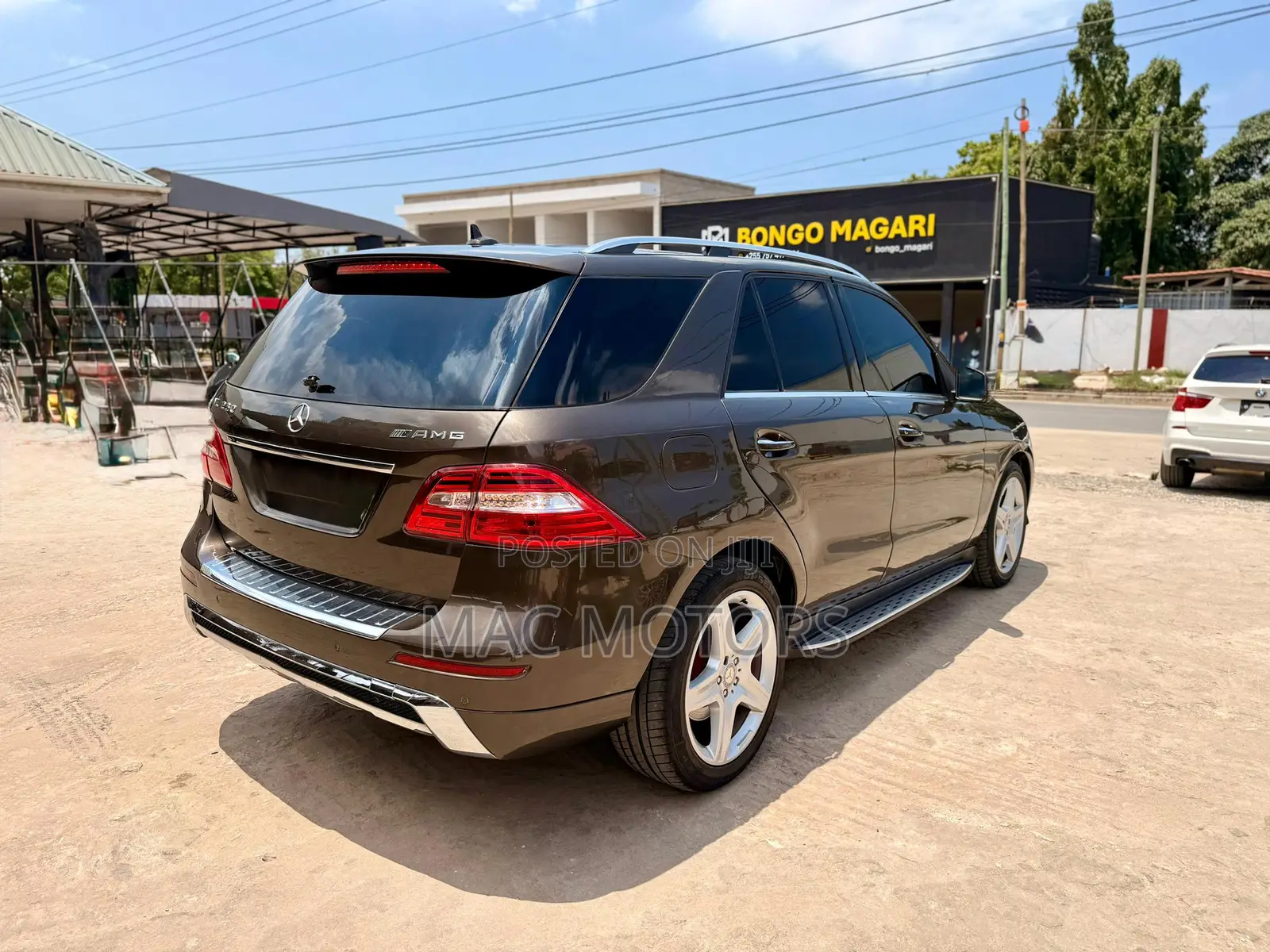 Mercedes-Benz M Class 2014 Brown