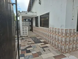 5bdrm House in Sinza A Dar Es, Kinondoni for sale