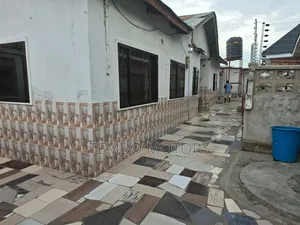 5bdrm House in Sinza A Dar Es, Kinondoni for sale